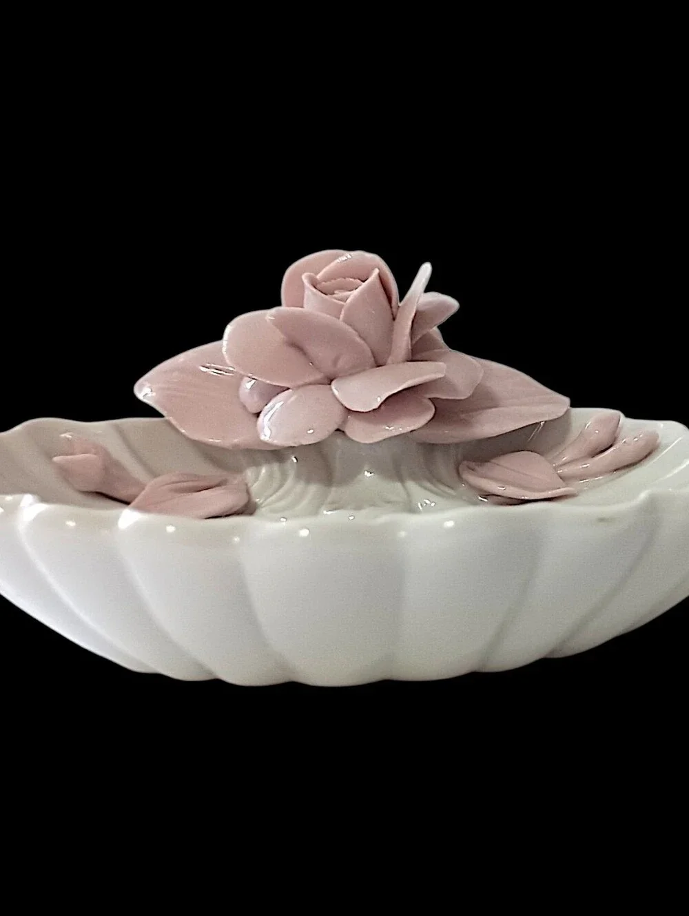 Applied Rose Seashell Candy Trinket Soap Dish Porcelain‎ Shabby Decor Victorian